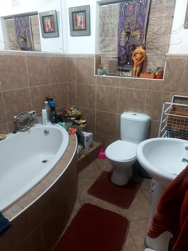 3 Bedroom Property for Sale in Gordons Bay Western Cape